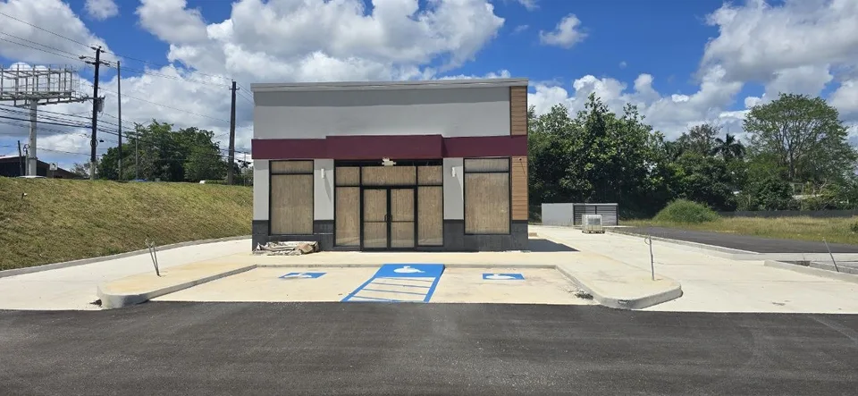 Oportunidad Comercial Premium · Foto 5 de 9 · Bayamón