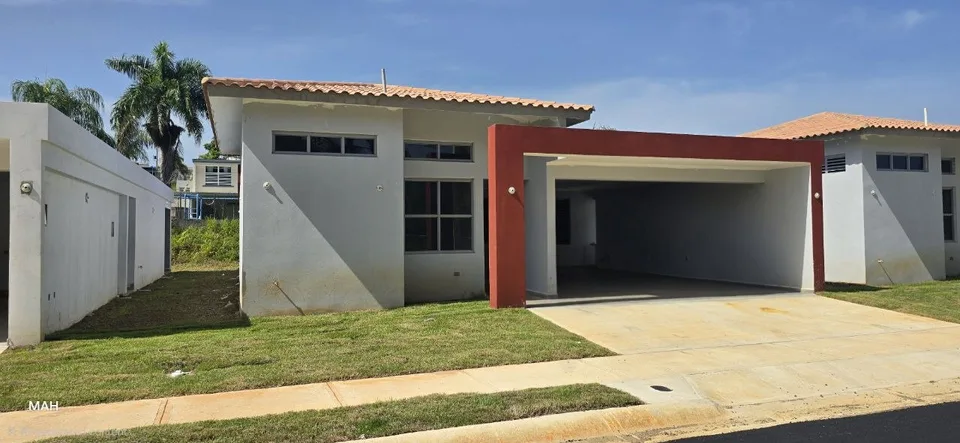 Nueva Residencia Aguada · 3 habitaciones · 2 baños · Aguada, Piedras Blancas · $440,000