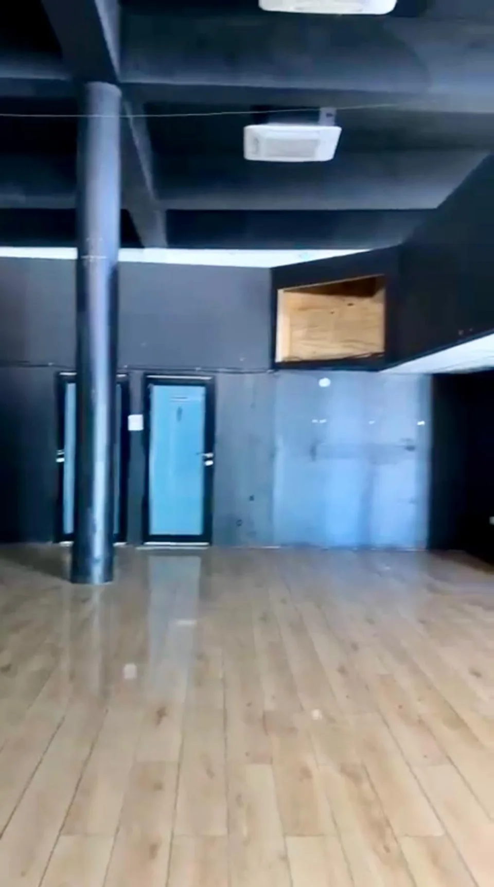 Edificio comercial Isabela · Foto 4 de 9 · Isabela